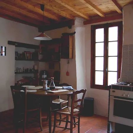 Classic Catalan Feriehus *