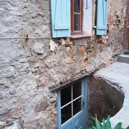 Classic Catalan Feriehus *